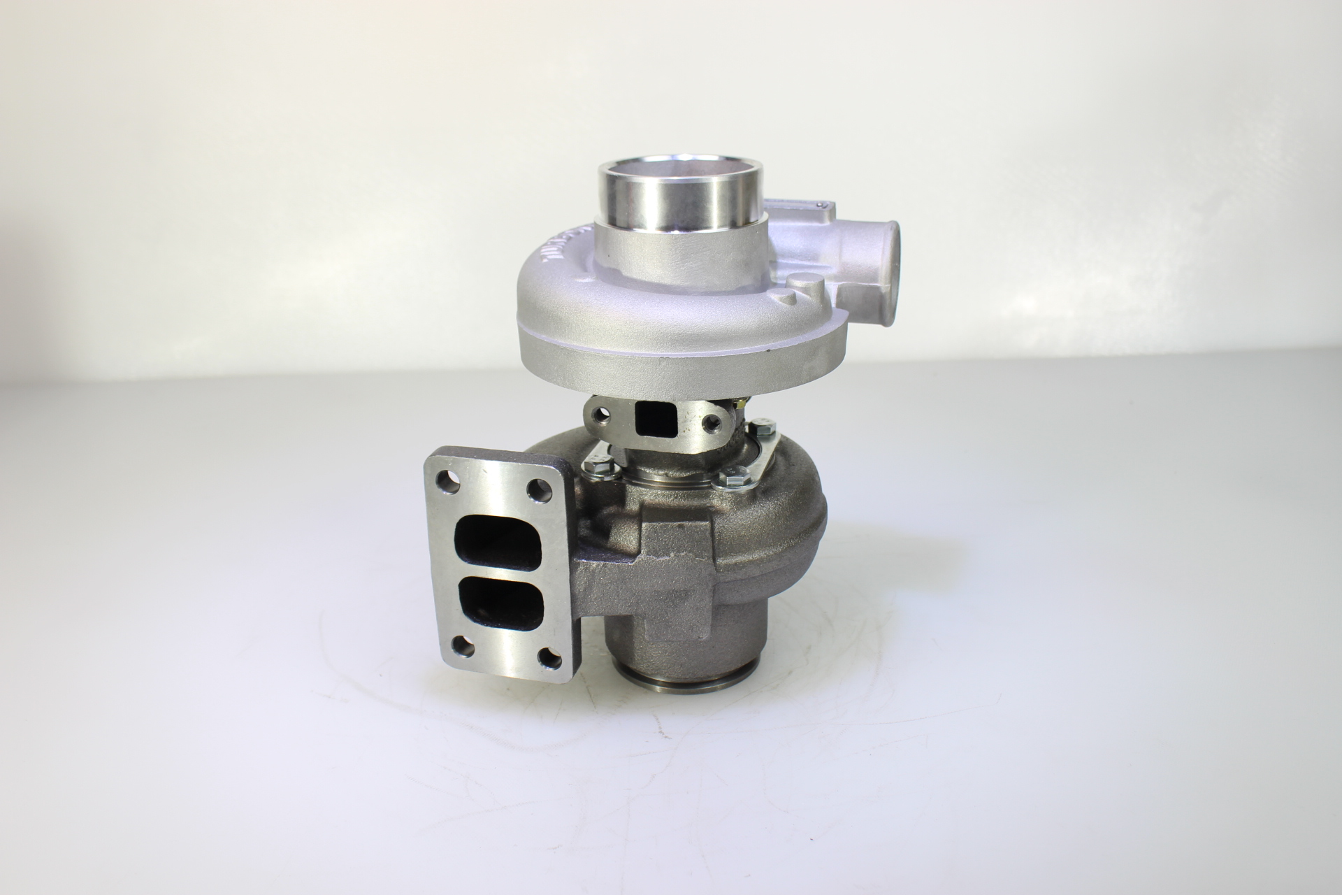 Turbina HX30 3592109 3592109 Silnik Cummins 4BT 4BTA - obrazek 4